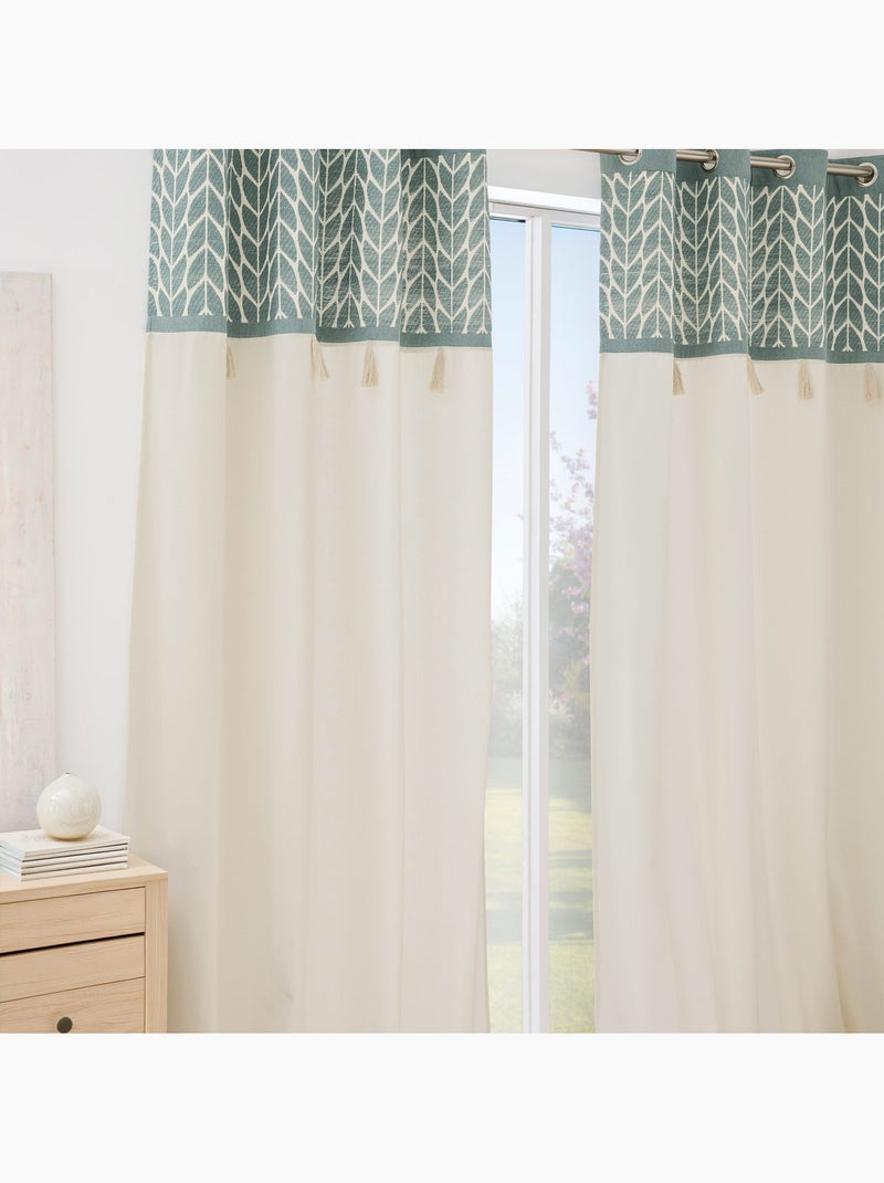 Tenda filtrante con occhielli in policotone jacquard con pompon Verde - Kiabi