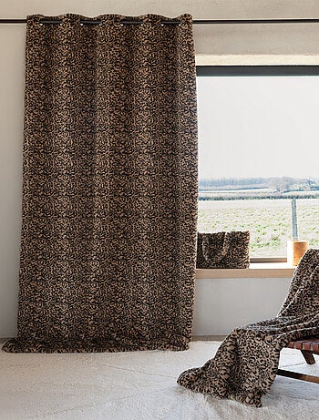 Tenda in finta pelliccia di leopardo