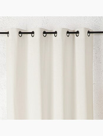 Tenda in lino con occhielli