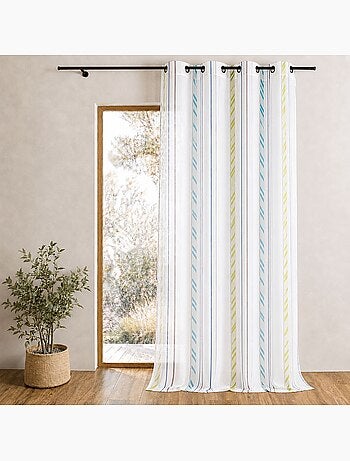 Tenda in organza a righe verticali