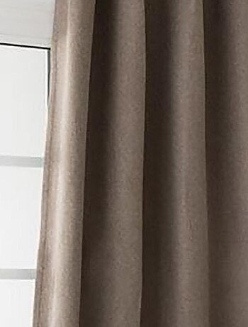 Tenda oscurante e isolante con treccia di arricchimento