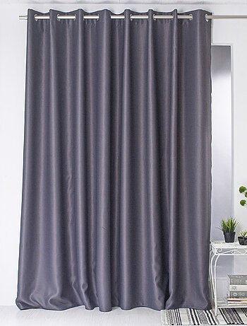 Tenda oscurante in filo nero di grande larghezza