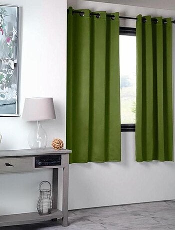 Tenda oscurante liscia 210gr/m2