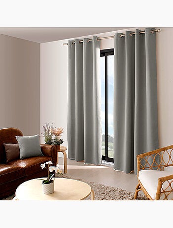 Tenda oscurante liscia con 8 occhielli