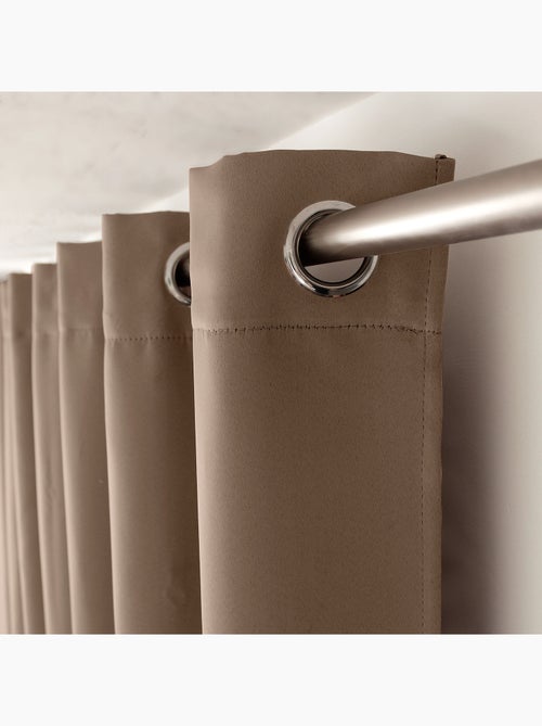 Tenda oscurante liscia con 8 occhielli - Kiabi