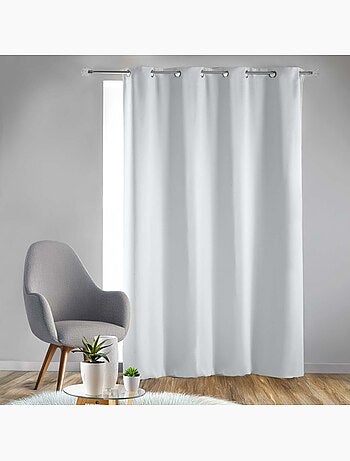 Tenda oscurante semplice con occhielli