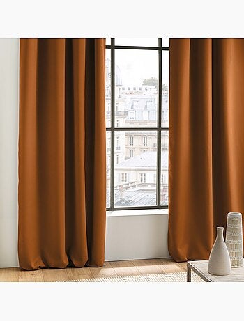Tenda oscurante semplice con occhielli