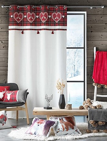 Tenda schermata con rivestimento a scacchiera