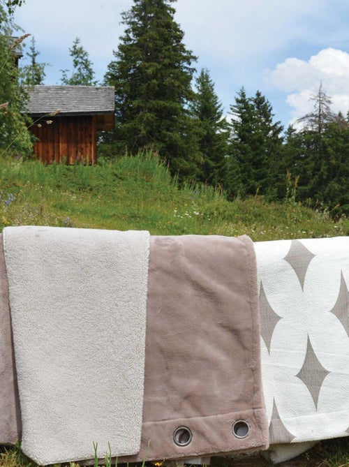 Tenda spessa in finta pelliccia polare - Kiabi