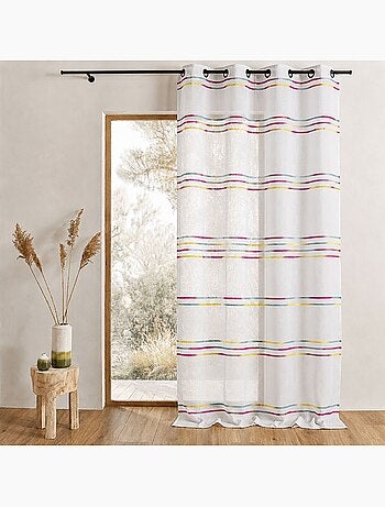 Tenda trasparente con sottili righe orizzontali intessute