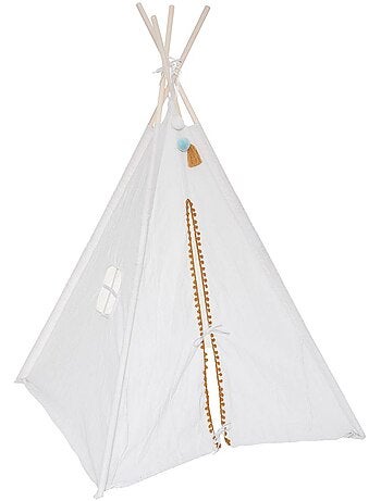 Tipi con nappe rotonde