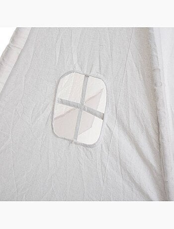 Tipi con nappe rotonde