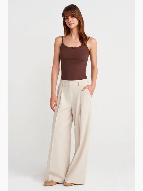 Top a canotta in cotone a coste slim fit dilvin - Kiabi Top a canotta in cotone a coste slim fit dilvin - Kiabi