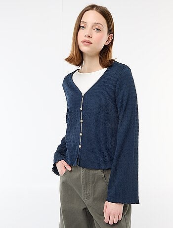 Top a collo a V in maglia goffrata con bottoni dorati