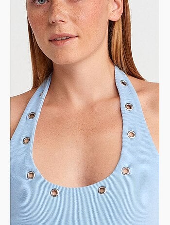 Top a costine collo all’americana dettaglio strass dilvin