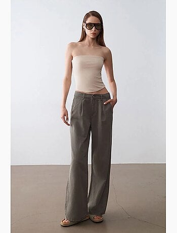 Top a fascia crop senza spalline da donna dilvin