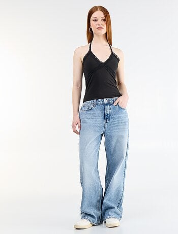 Top a schiena scoperta con pizzo