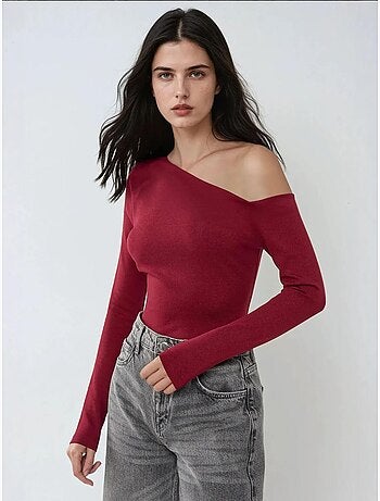 Top aderente a maniche lunghe con scollo asimmetrico hiccup