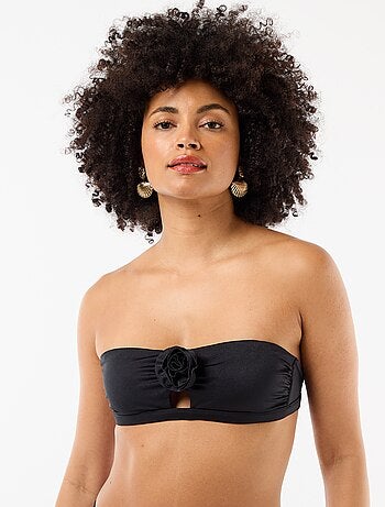 Top bikini a fascia con dettaglio fiore in rilievo