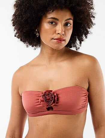 Top bikini a fascia con dettaglio fiore in rilievo