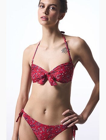 Top bikini a fascia con fantasia etnica, fibbia e bandana penti