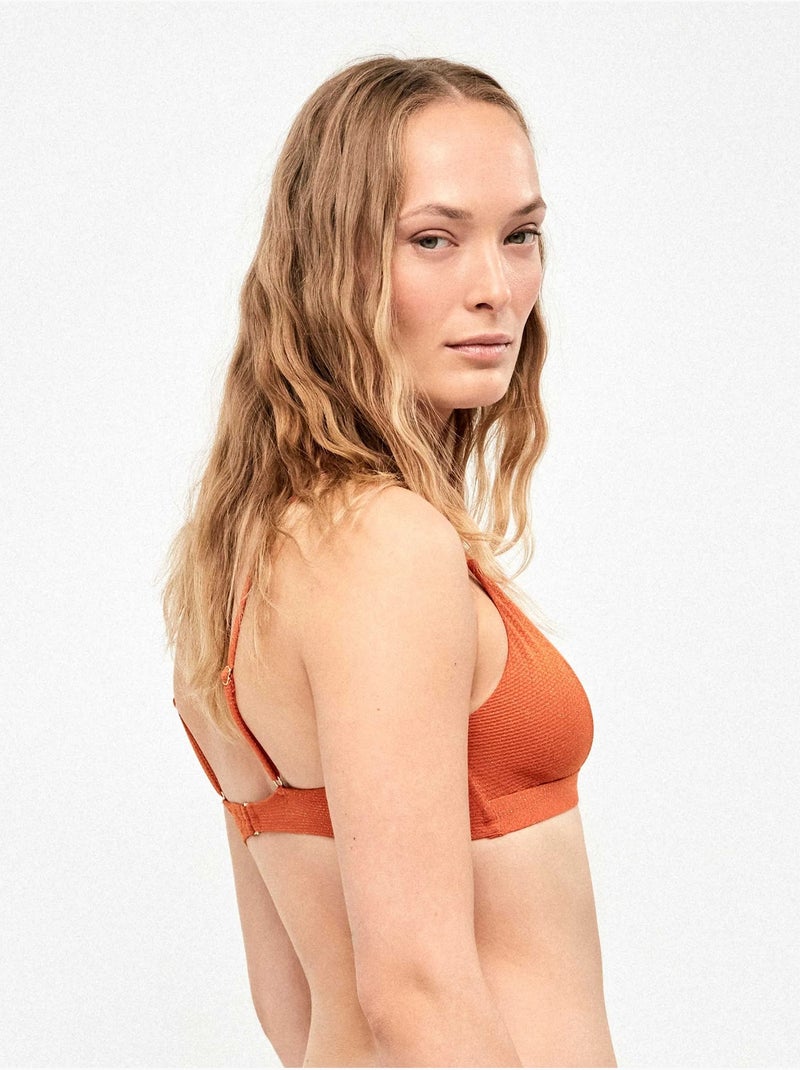 Top bikini triangolare in piqué lurex dorato Terracotta - Kiabi