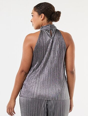 Top con giromanica all'americana in maglia plissettata