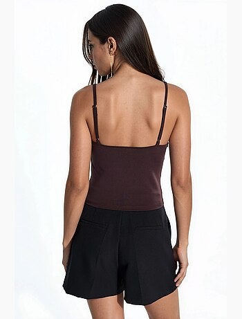 Top con scollo a cuore e dettagli in pizzo hiccup