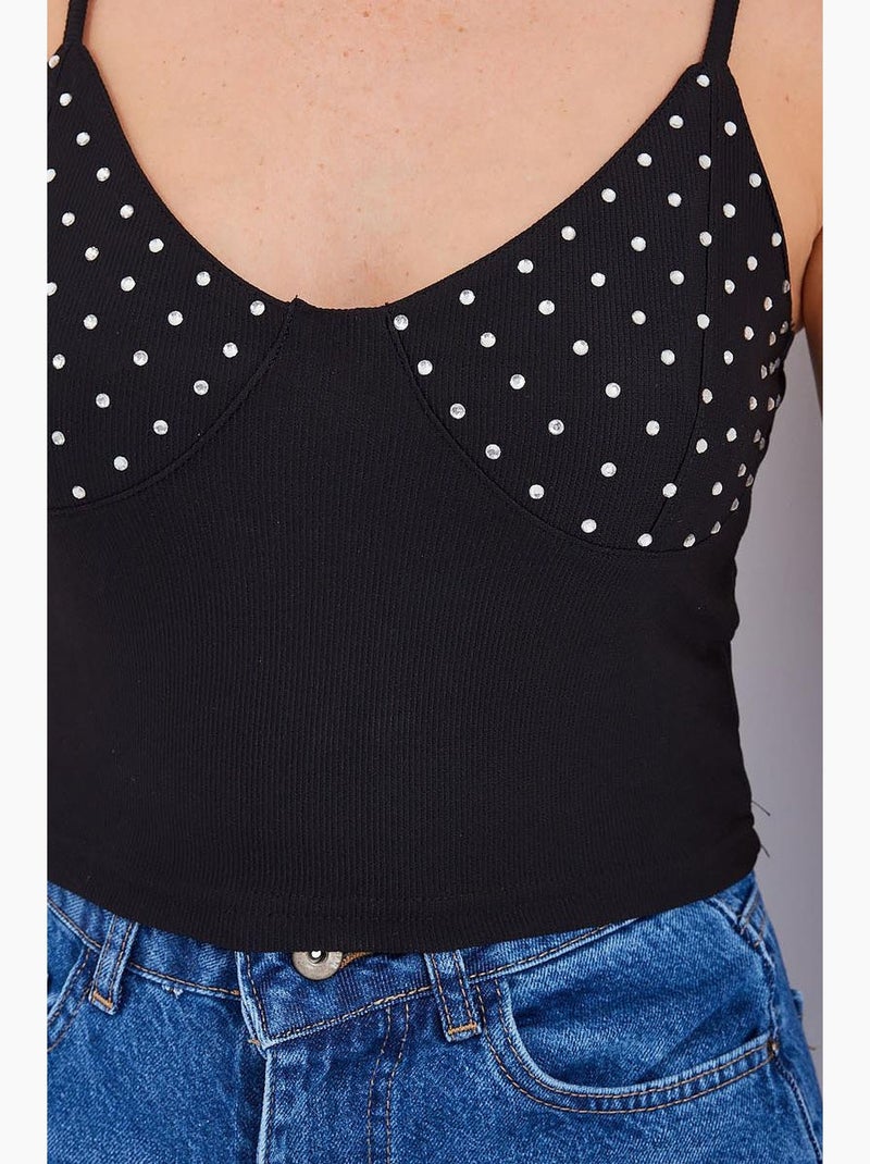 Top corto aderente con scollo a v e decorazioni in pietre bdart Nero - Kiabi