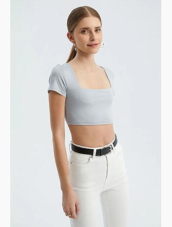 Top corto basic con scollo quadrato hiccup
