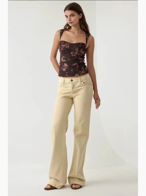 Top corto in tulle stampato con colletto a cuore hiccup - Kiabi Top corto in tulle stampato con colletto a cuore hiccup - Kiabi