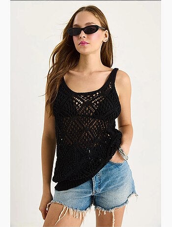 Top corto scollo tondo con pizzo lucci