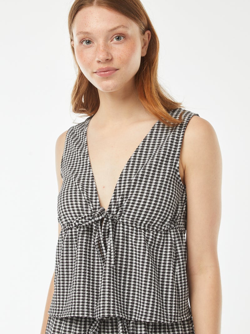 Top corto vichy in maglia goffrata Nero - Kiabi