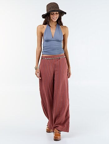 Top elasticizzato con scollo all'americana