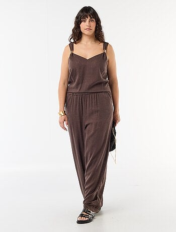 Top fluido in misto lino con gioielli dorati