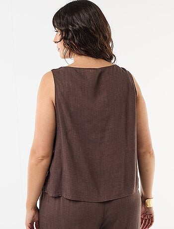 Top fluido in misto lino con gioielli dorati