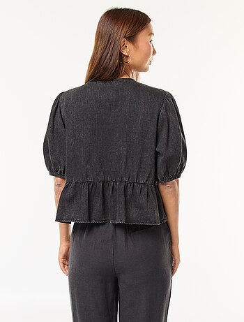 Top gilet in denim con lacci da annodare davanti, taglio cropped