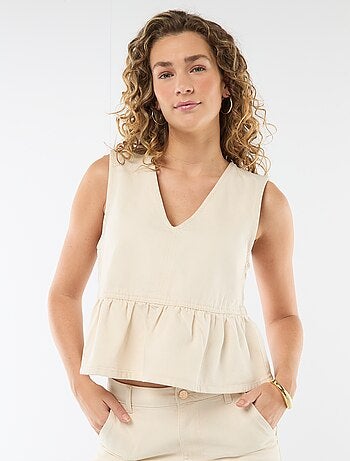 Top in denim con scollo a V