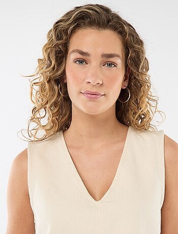 Top in denim con scollo a V