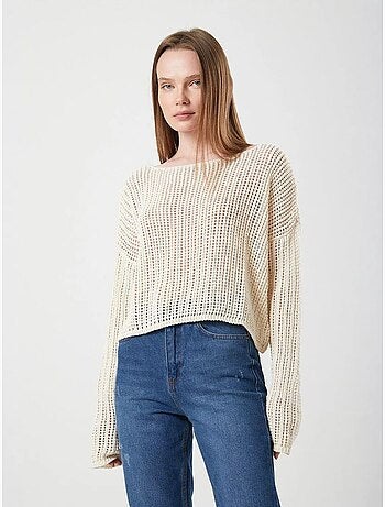 Top in maglia crop con scollo a barca e lavorazione traforata mixray