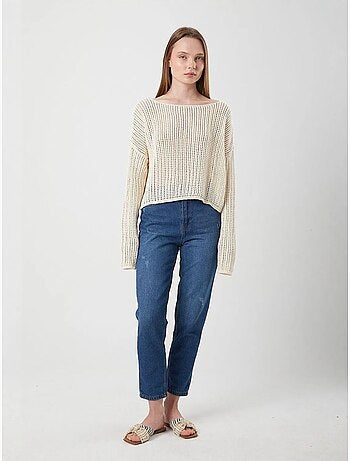 Top in maglia crop con scollo a barca e lavorazione traforata mixray