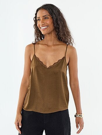Top in raso con pizzo
