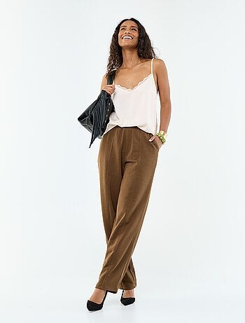 Top in raso con pizzo