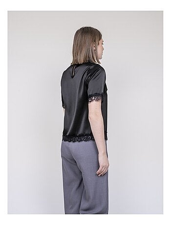 Top in satin con rifinitura in pizzo FERNADA