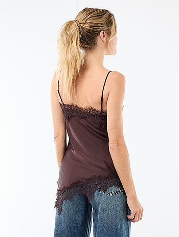 Top satinato con pizzo