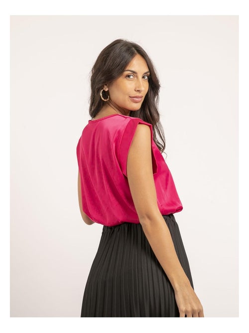 Top scollo a V in satin FIKA - Kiabi Top scollo a V in satin FIKA - Kiabi