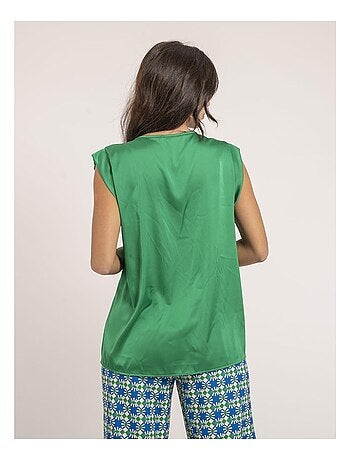 Top scollo a V in satin FIKA