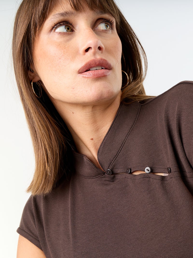 Top senza maniche con collo alla coreana Marrone - Kiabi