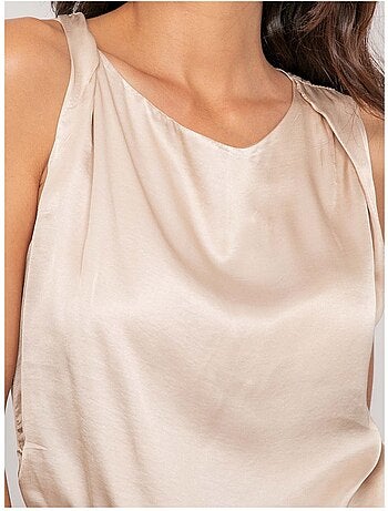 Top senza maniche effetto satin FARESSIE