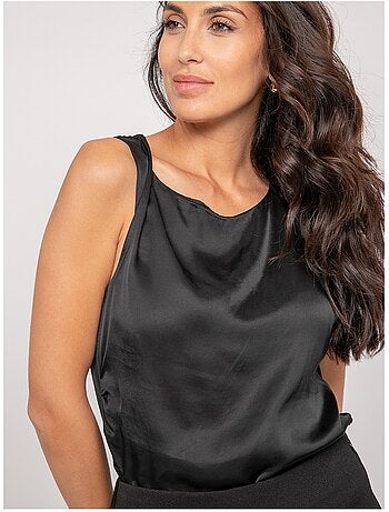 Top senza maniche effetto satin FARESSIE